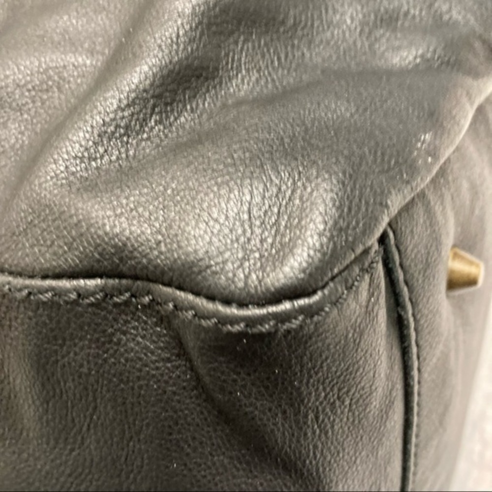 Liebeskind Berlin black leather multi pocket bag - Picture 6 of 15